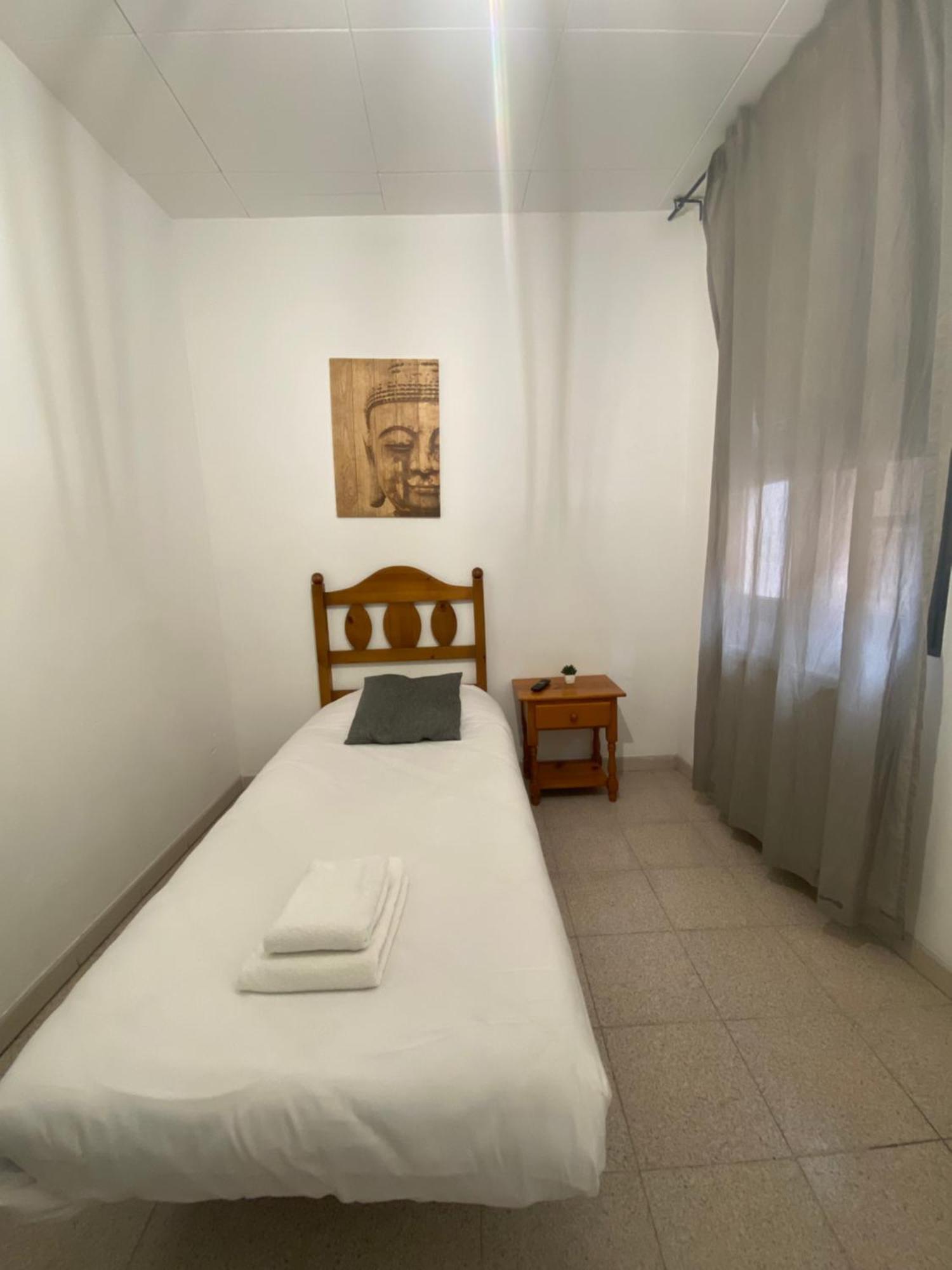 Hostal La Masia Manresa Eksteriør bilde